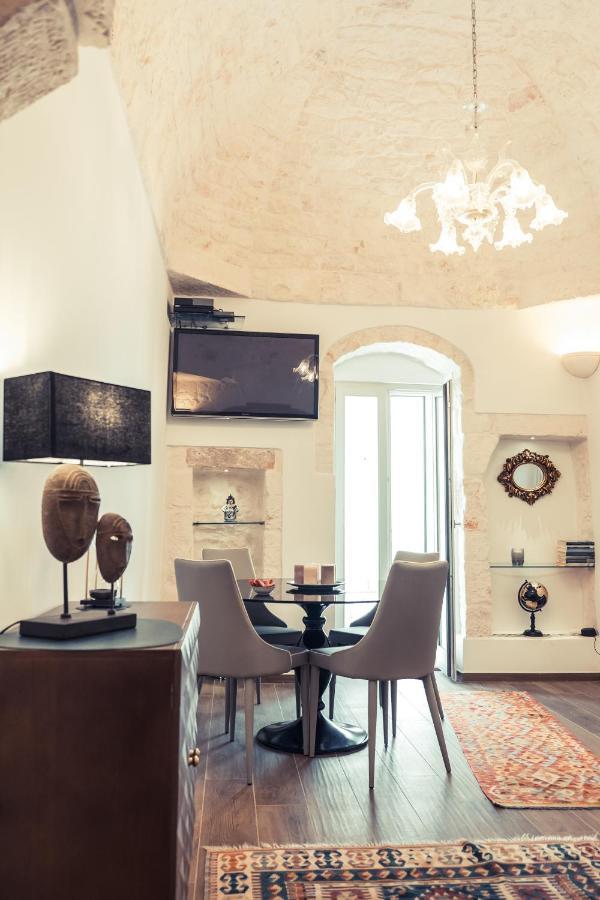 800S Home Luxury Rooms Остуни Экстерьер фото