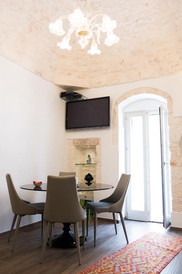 800S Home Luxury Rooms Остуни Экстерьер фото