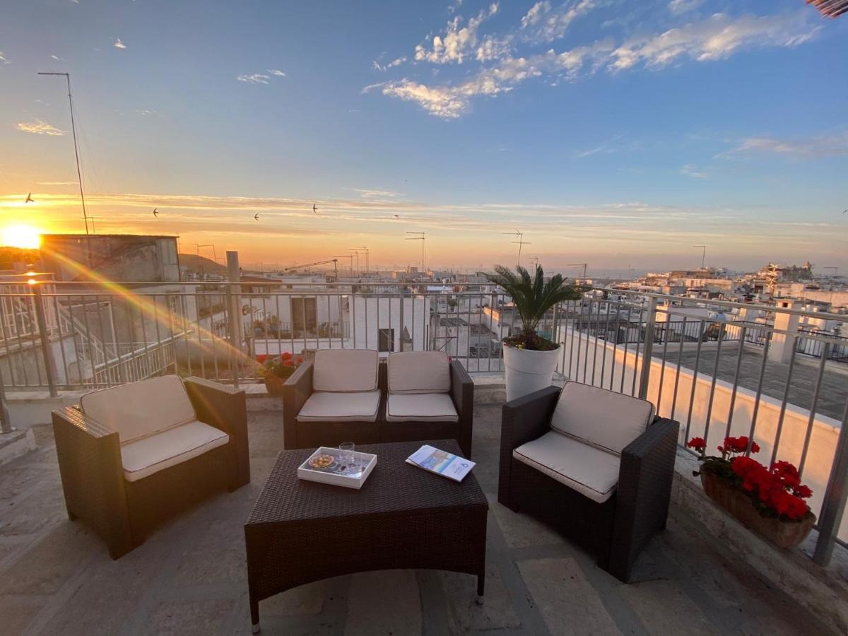 800S Home Luxury Rooms Остуни Экстерьер фото